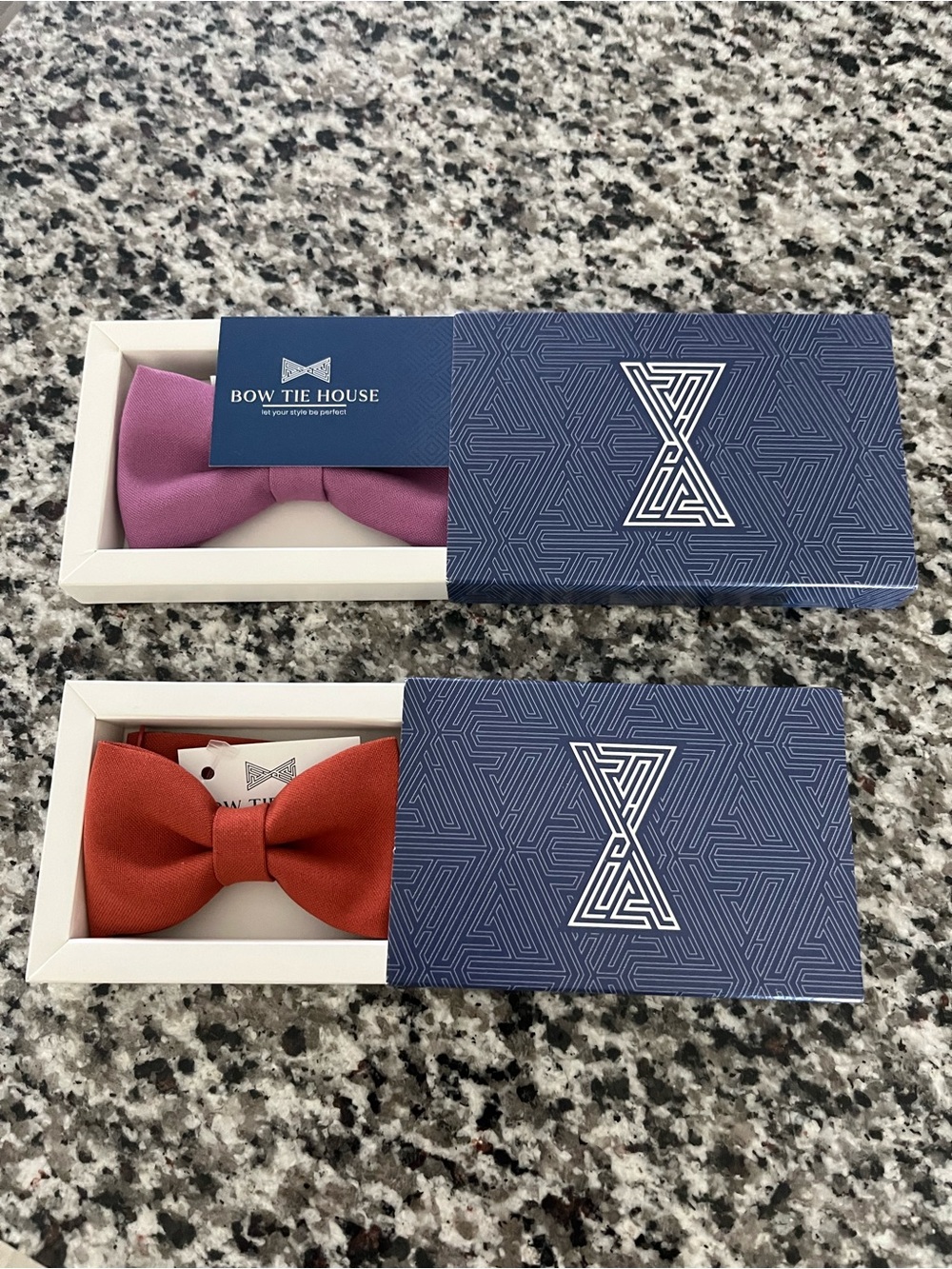 2 Bow Ties